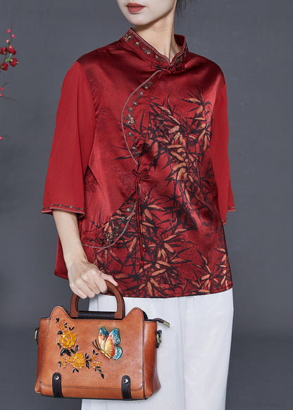 Classic Vintage Shirt with a Flattering Fit