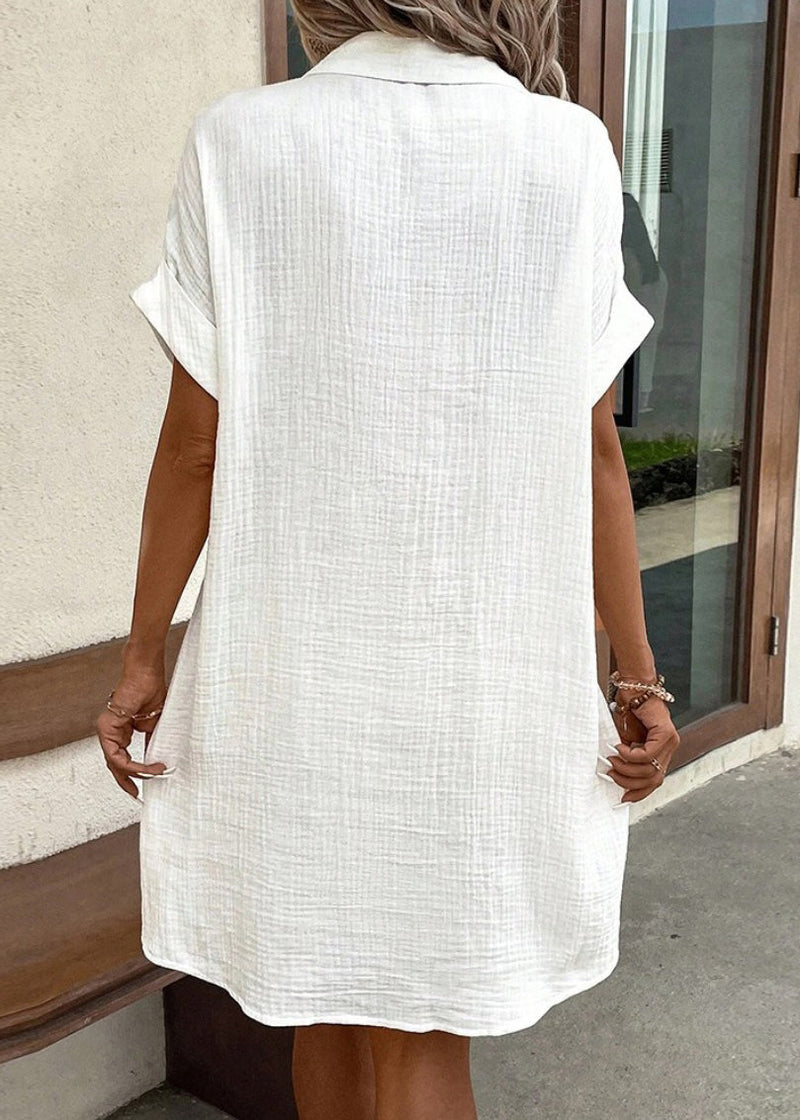 Beautifully Finished Dress in a Timeless Design