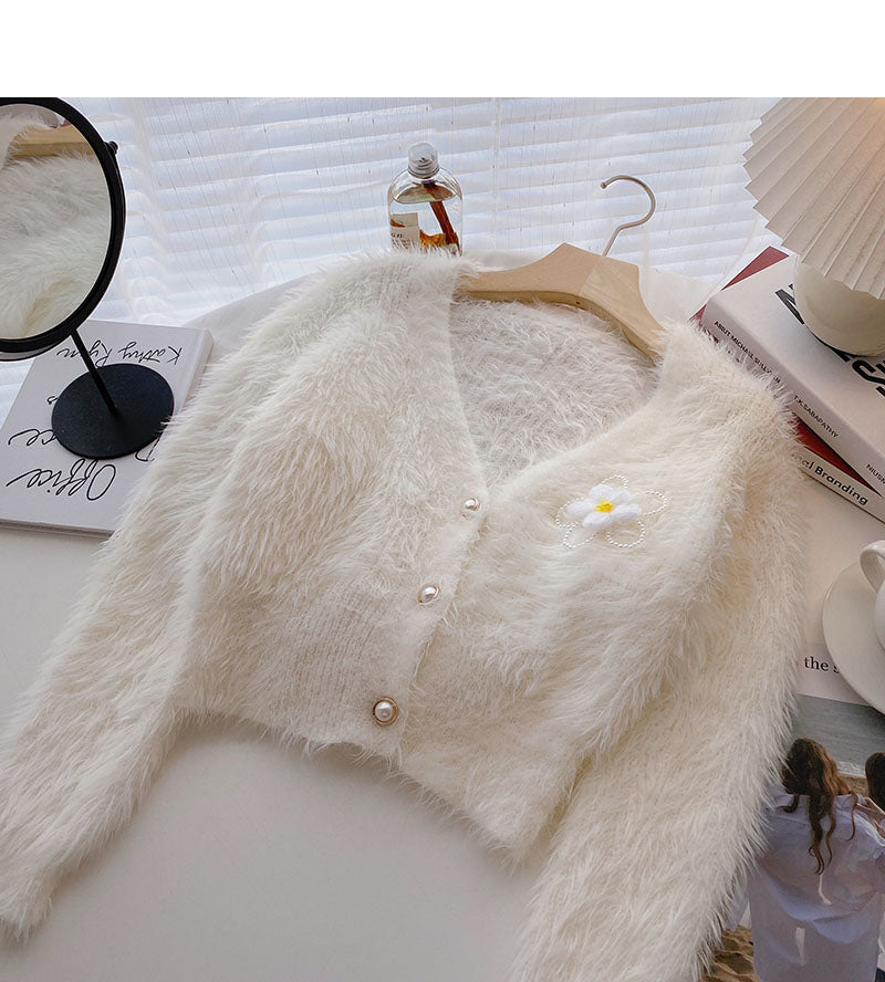 Classic Vintage Cardigan with a Flattering Fit
