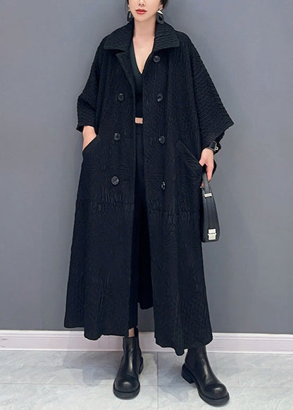 Beautifully Finished Coat in a Timeless Design