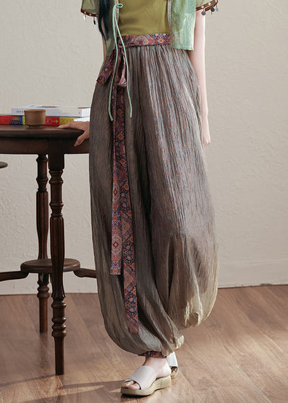 Elegantly Styled Pants for Everyday Wear