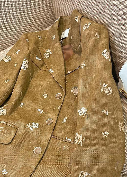 Sophisticated Coat with a Clean Classic Look