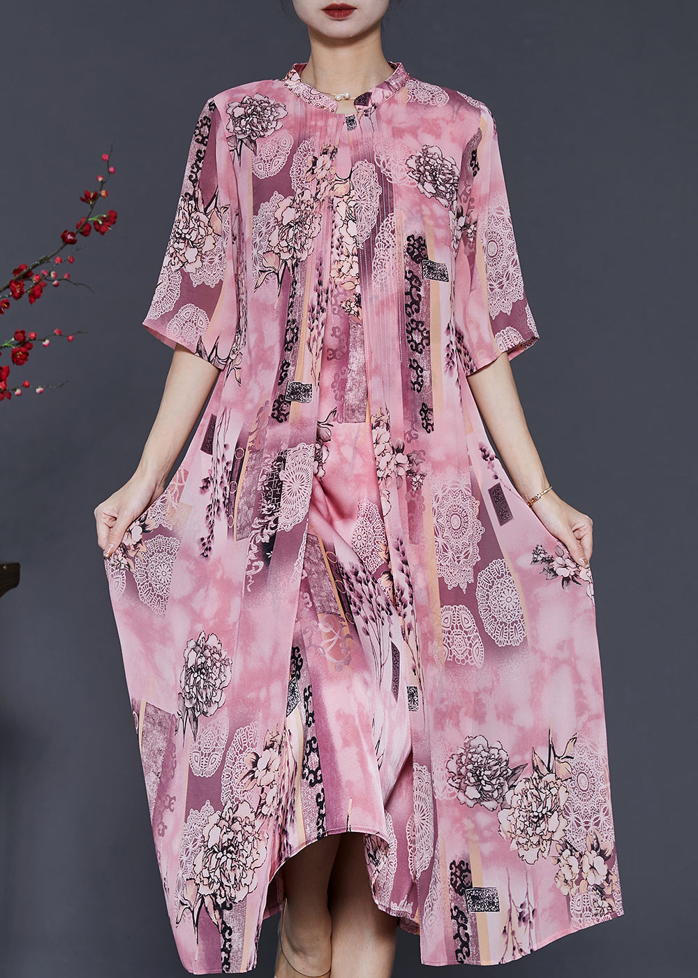 Well Tailored Dress with a Graceful Silhouette
