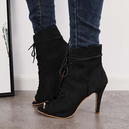 Graceful Orthopedic Boots for Modern Look