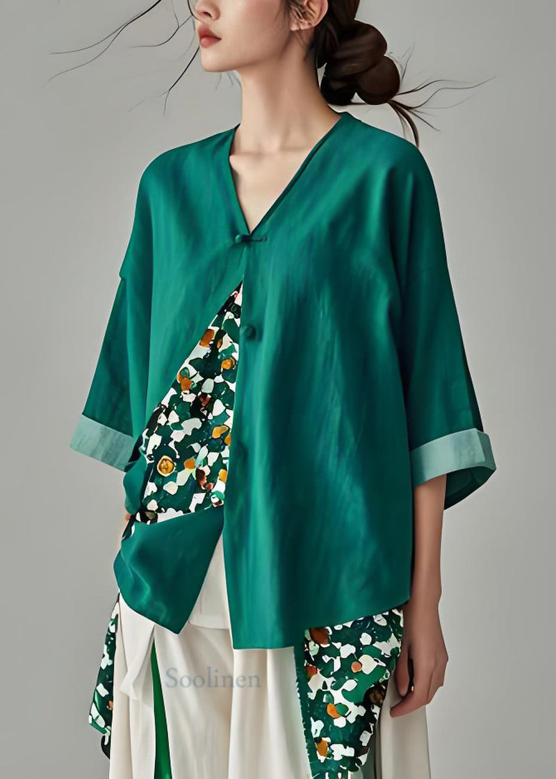Well Tailored Top with a Graceful Silhouette