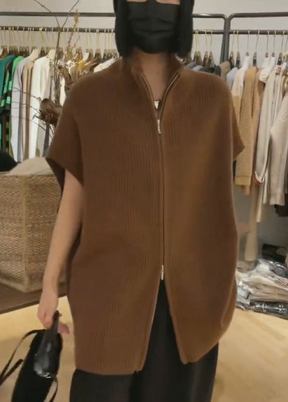 Effortlessly Elegant Coat with a Timeless Design