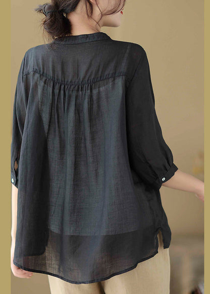 Classic Vintage Shirt with a Flattering Fit