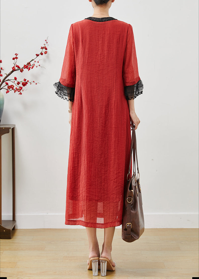 Beautifully Crafted Dress in a Classic Style