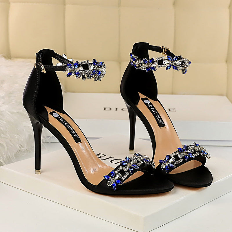 Beautifully Crafted Orthopedic Sandals