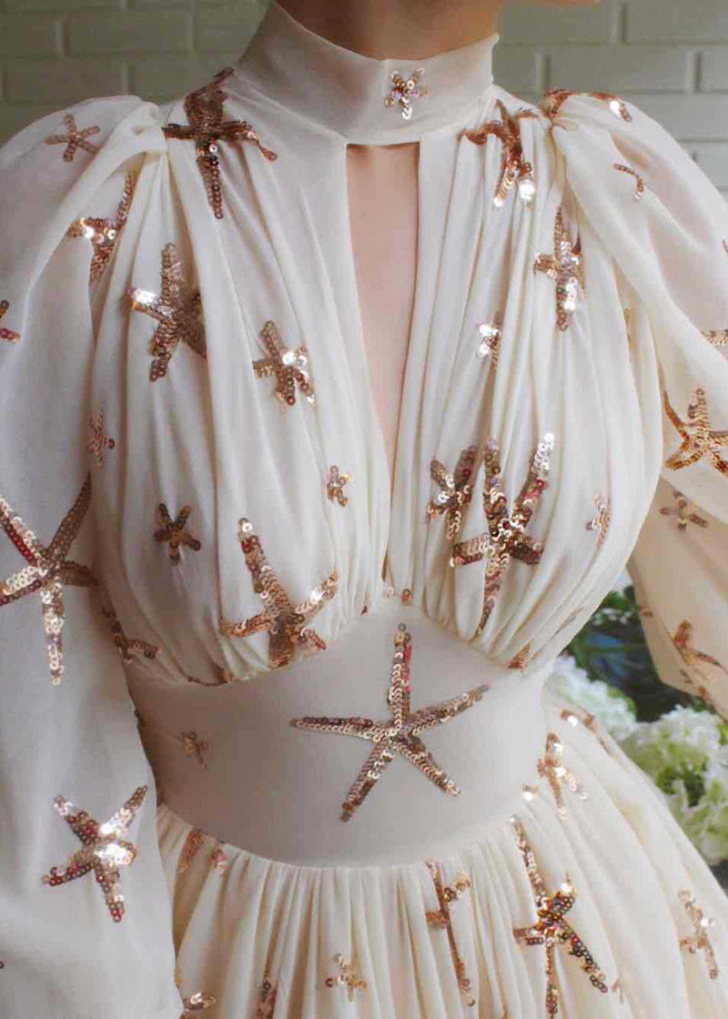Beautifully Crafted Dress in a Classic Style
