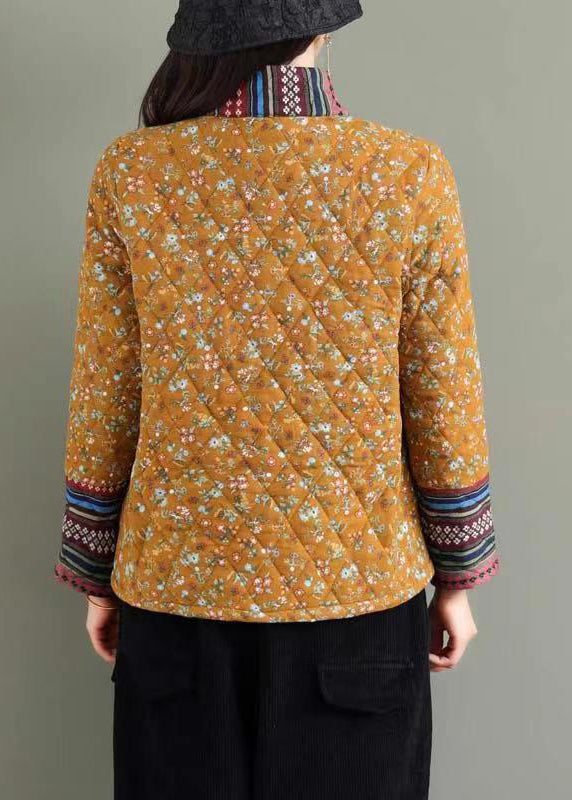 Effortlessly Elegant Jacket with a Timeless Design