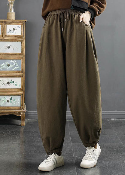 Classic Vintage Pants with a Flattering Fit