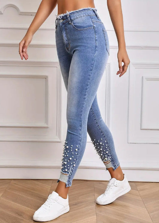 Beautifully Finished Pants in a Timeless Design