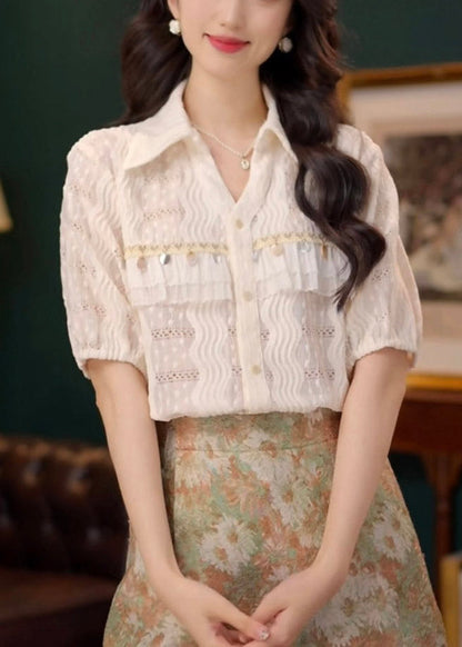 Effortlessly Elegant Blouse with a Timeless Design