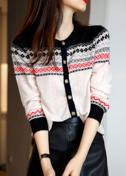 Elegantly Styled Cardigan for Everyday Wear