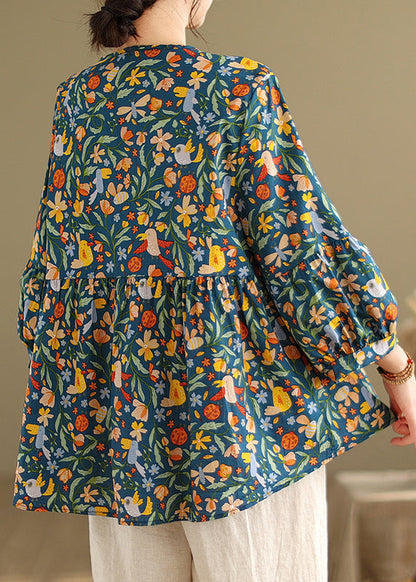 A Vintage Style Top with Delicate Timeless Details