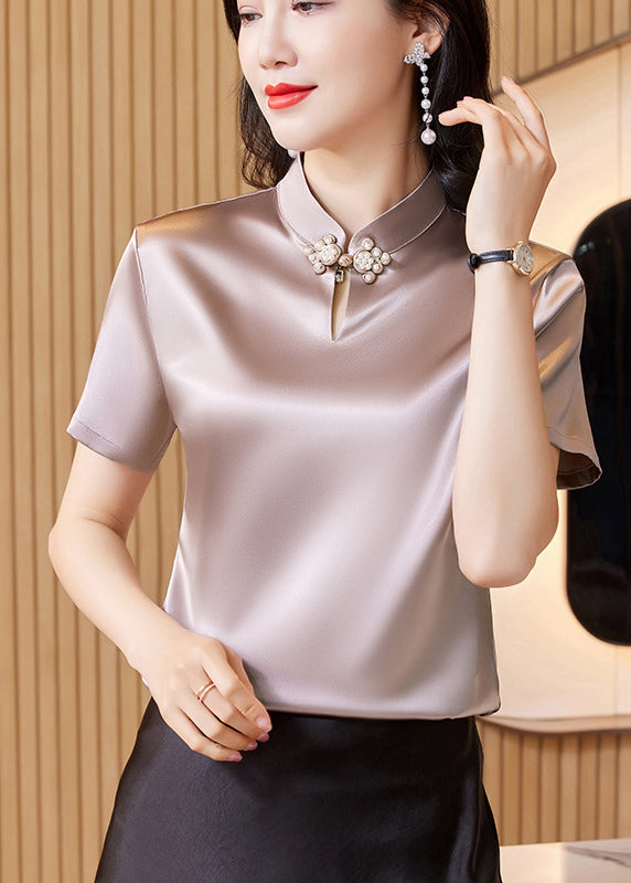Beautifully Finished Top in a Timeless Design
