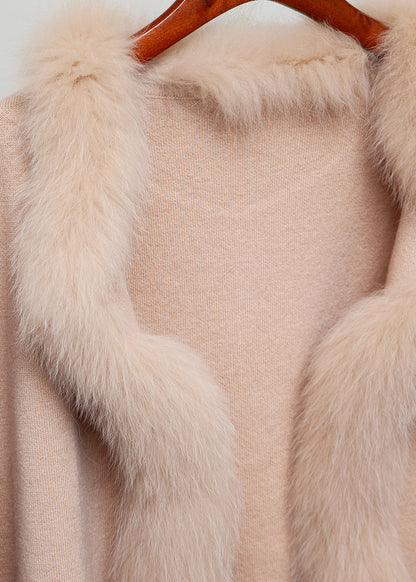 Well Tailored Coat with a Graceful Silhouette