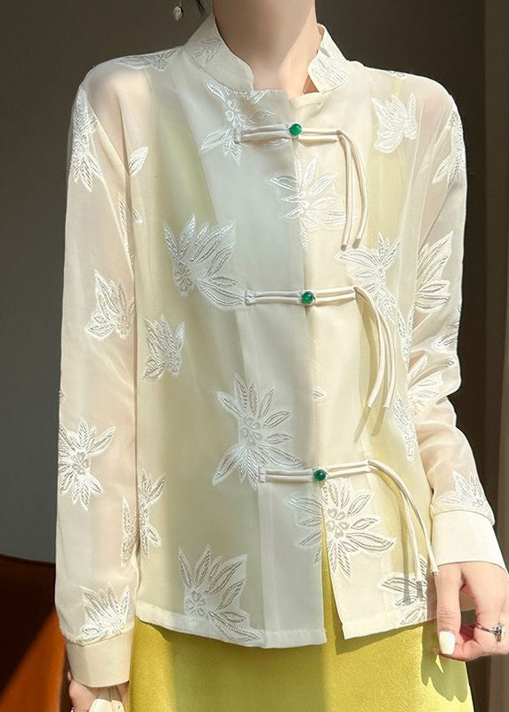 Classic Vintage Shirt with a Flattering Fit
