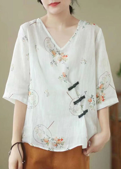 Effortlessly Elegant Blouse with a Timeless Design
