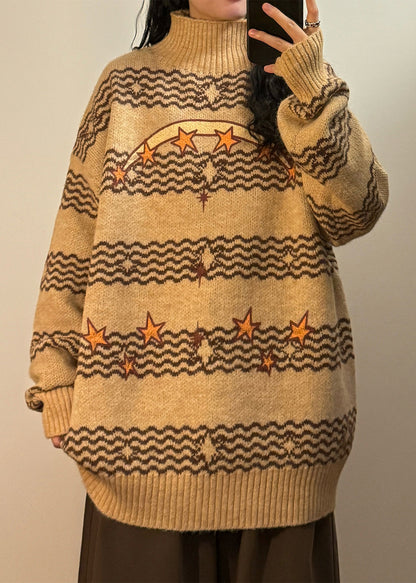 Classic Vintage Sweater with a Flattering Fit
