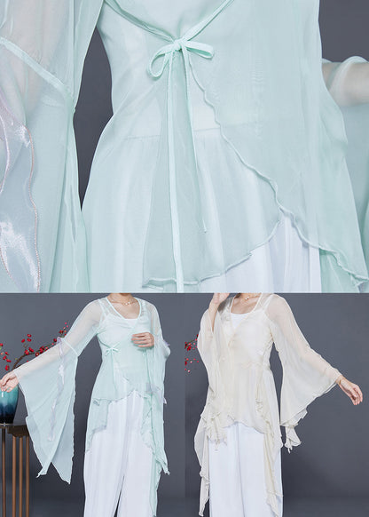 Beautifully Finished Top in a Timeless Design