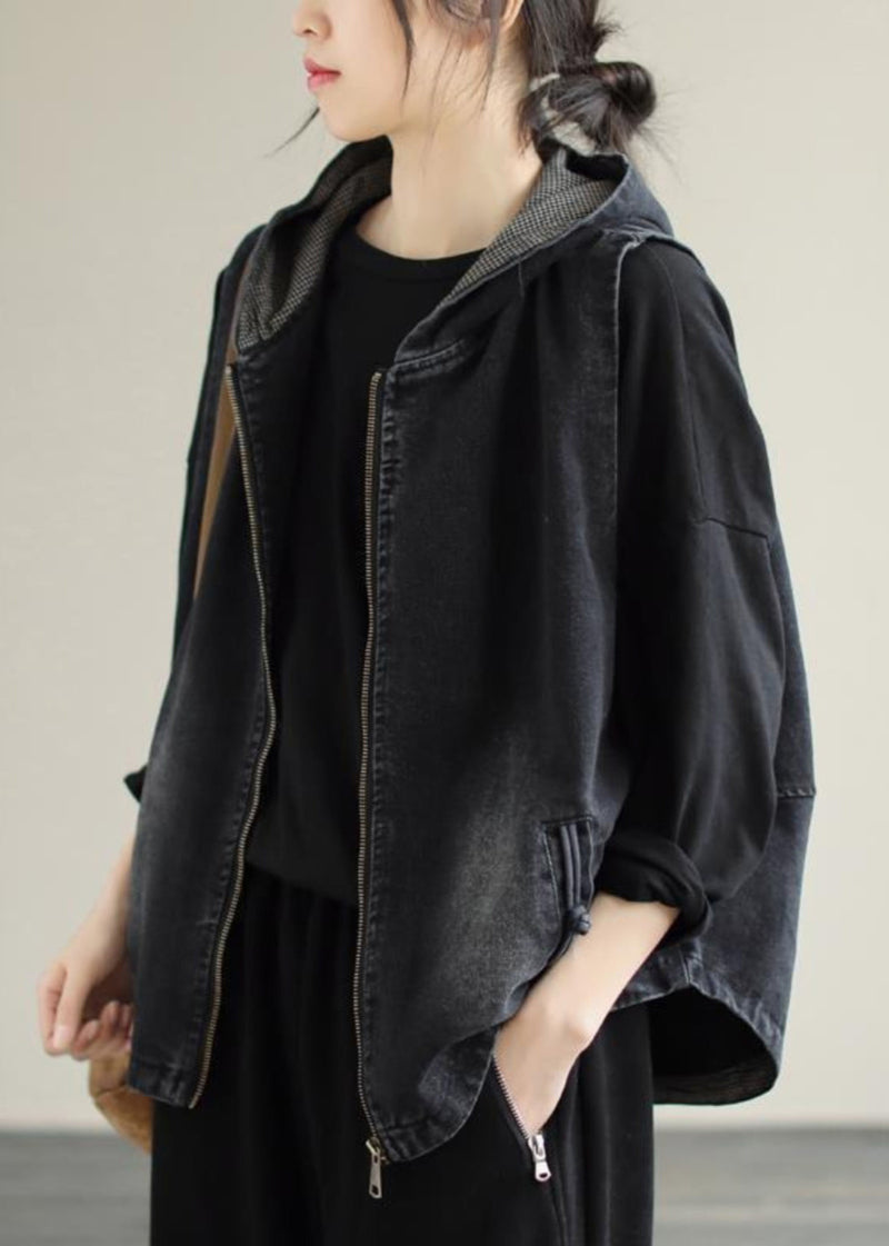 Beautifully Finished Coat in a Timeless Design