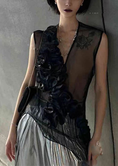 Beautifully Finished Top in a Timeless Design