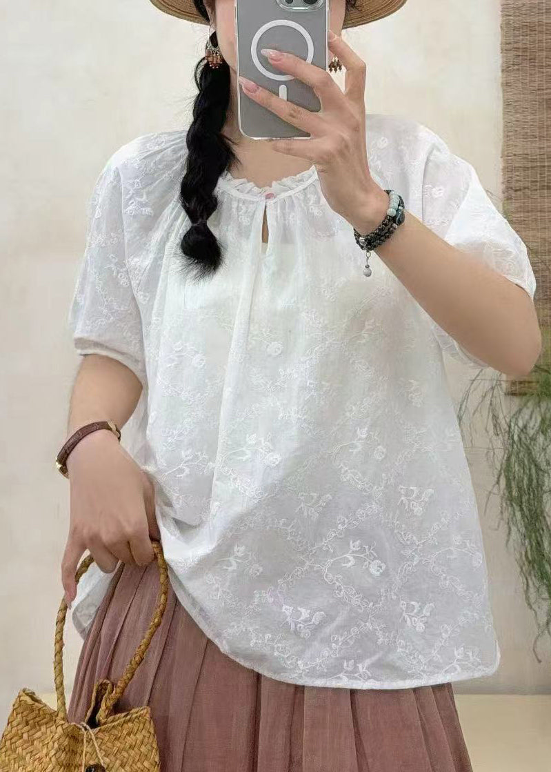 Well Tailored Shirt with a Graceful Silhouette