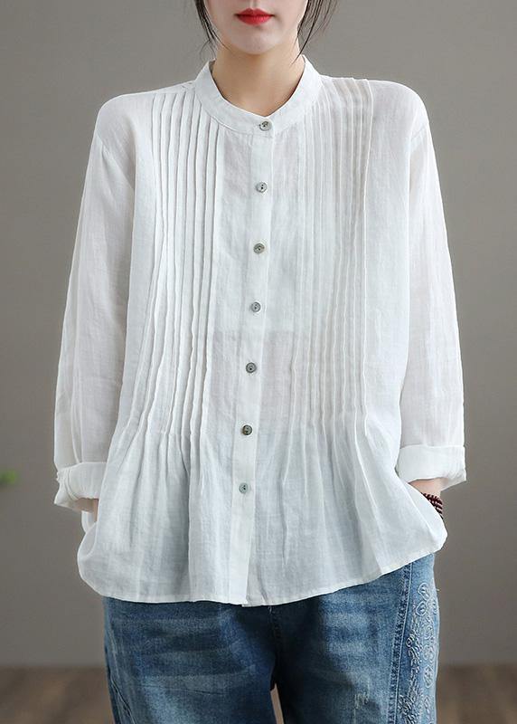 Well Tailored Blouse with a Graceful Silhouette