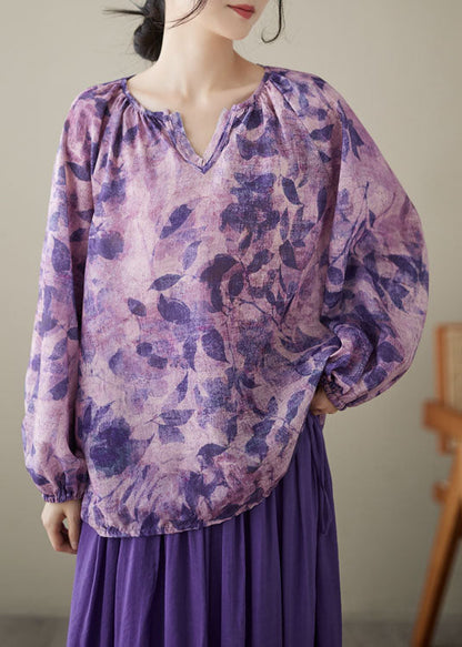 Effortlessly Elegant Top with a Timeless Design