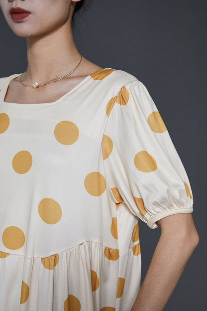 Effortlessly Elegant Dress with a Timeless Design