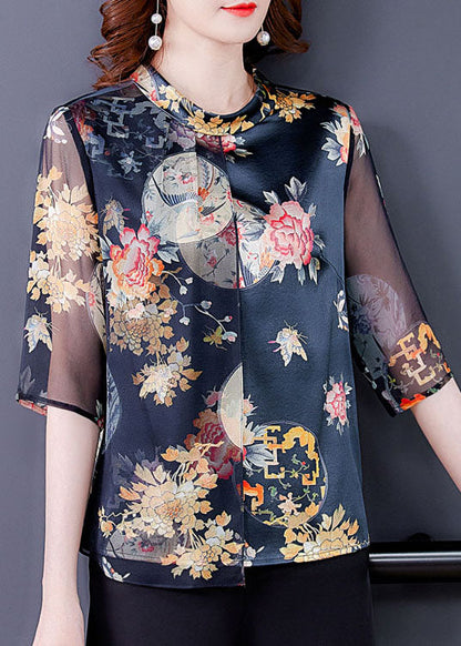 Effortlessly Elegant Shirt with a Timeless Design