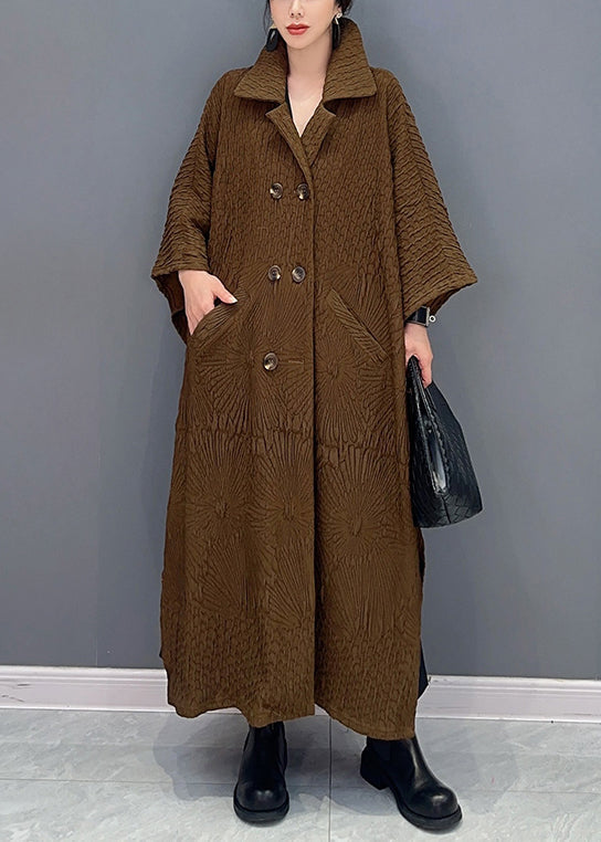 Beautifully Finished Coat in a Timeless Design
