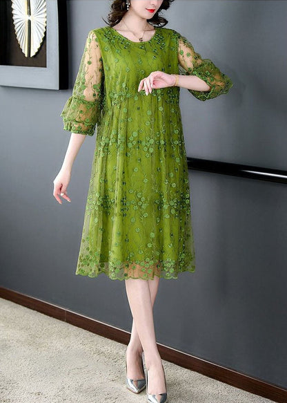 Beautifully Crafted Dress in a Classic Style