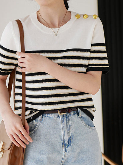 Sophisticated Top with a Clean Classic Look