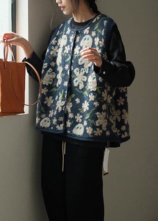 Gracefully Styled Garment for Any Occasion