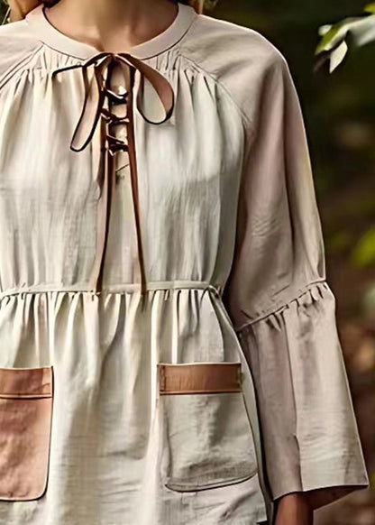 Effortlessly Elegant Blouse with a Timeless Design