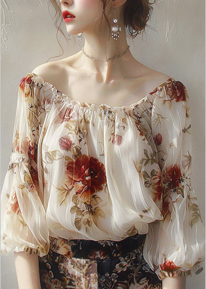 Well Tailored Top with a Graceful Silhouette