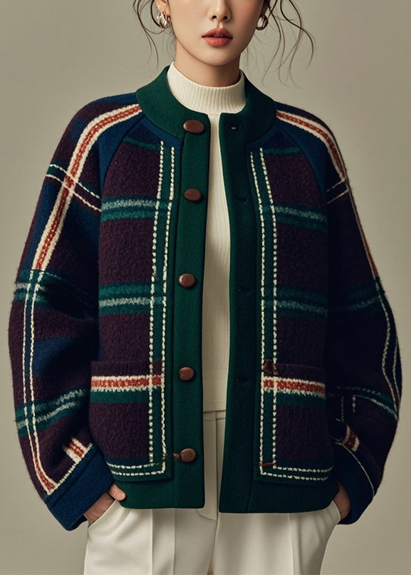 Effortlessly Elegant Coat with a Timeless Design