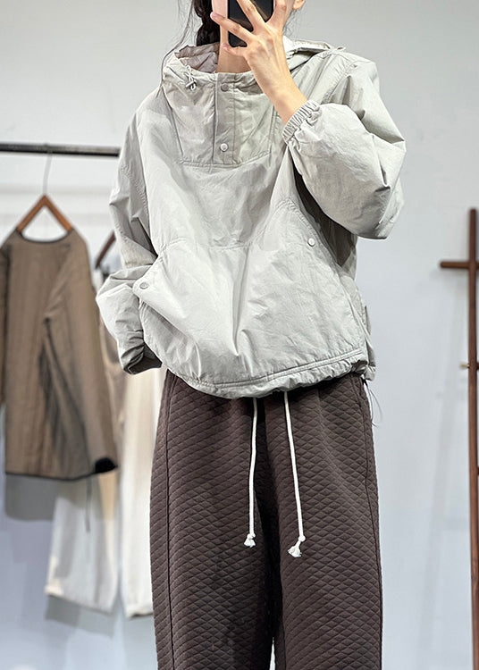 Well Tailored Top with a Graceful Silhouette