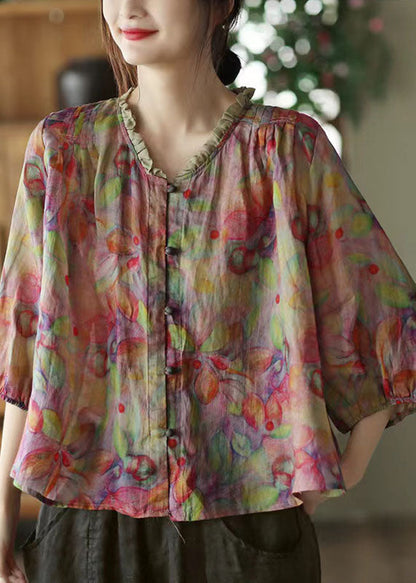 Classic Vintage Blouse with a Flattering Fit