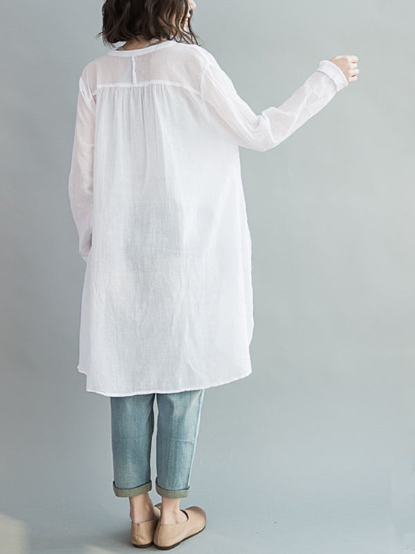 Classic Vintage Blouse with a Flattering Fit