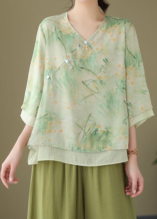 Effortlessly Elegant Shirt with a Timeless Design