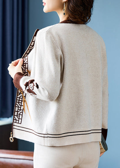 Beautifully Finished Coat in a Timeless Design