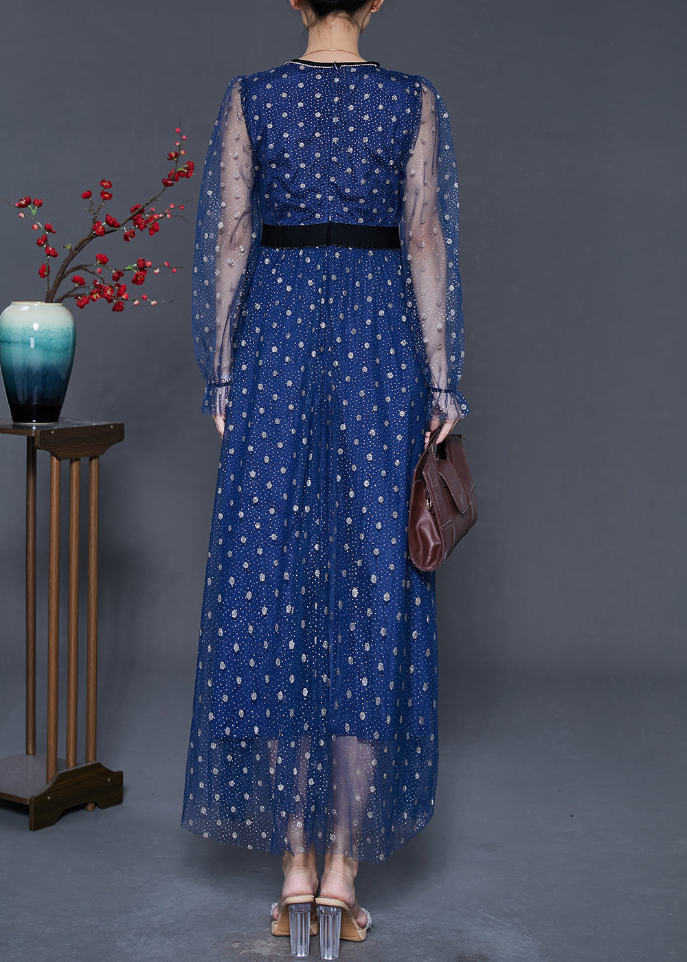 Classic Vintage Dress with a Flattering Fit