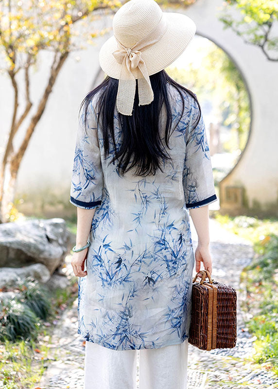 Classic Vintage Shirt with a Flattering Fit
