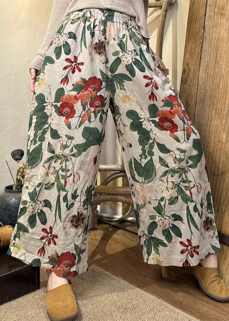 Gracefully Styled Pants for Any Occasion