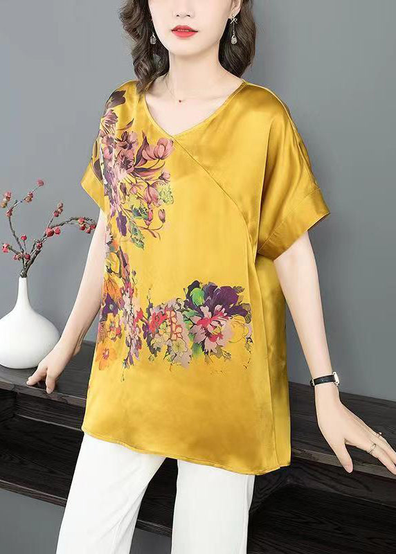 A Vintage Style Shirt with Delicate Timeless Details