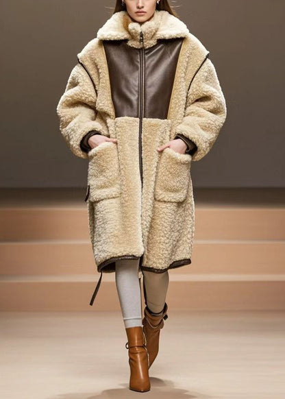 Elegantly Styled Coat for Everyday Wear